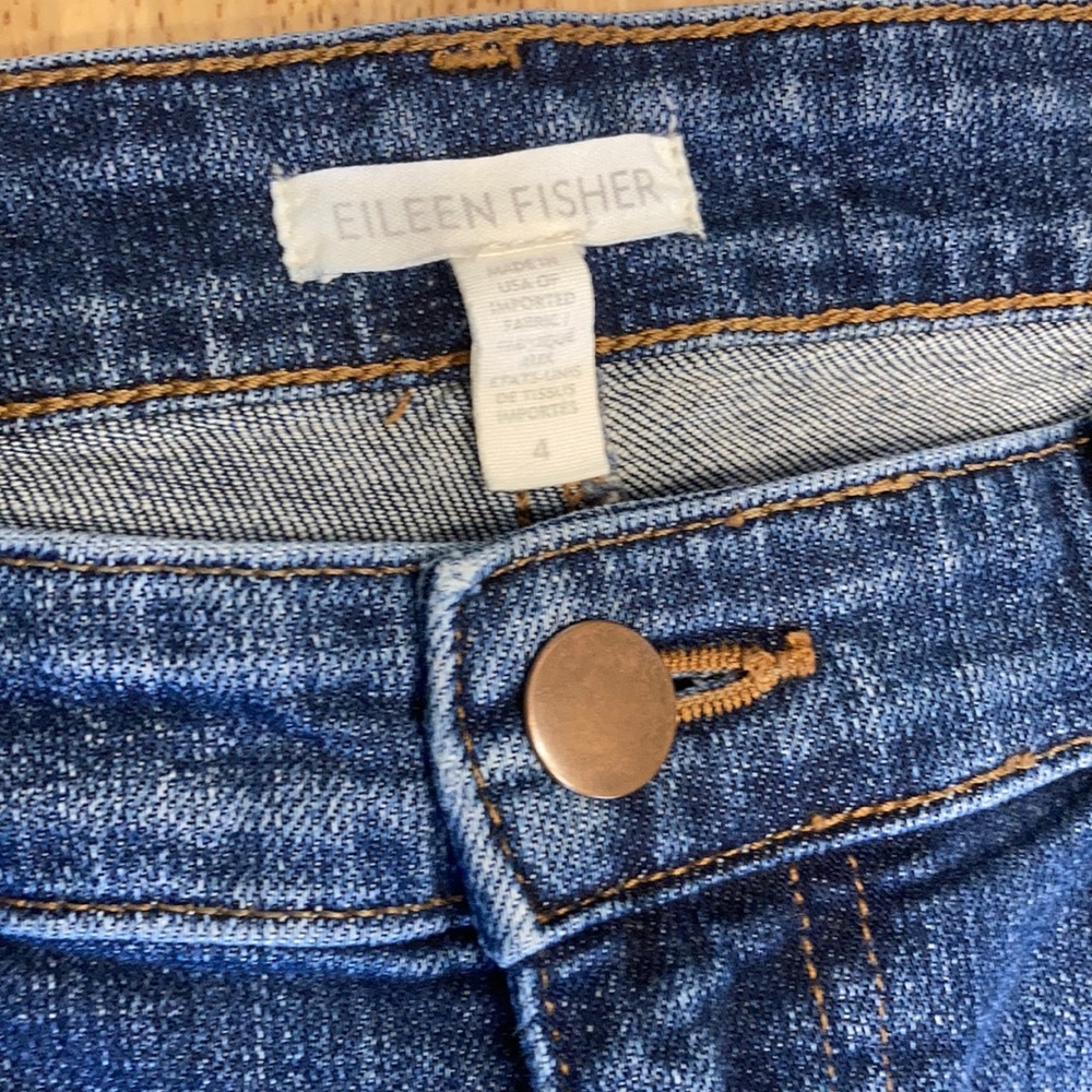 Lovely Eileen Fisher stretch straight leg jeans - Picture 6 of 12